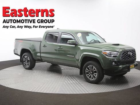 Used 2022 Toyota Tacoma TRD Sport AWD/4WD image 47