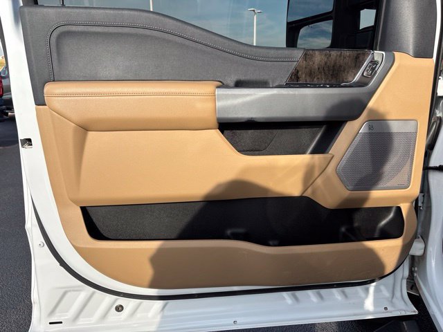 Used 2024 Ford F350 Lariat w/ FX4 Off-Road Package AWD/4WD image 19
