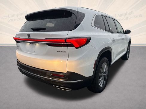 Used 2025 Buick Enclave Preferred image 6