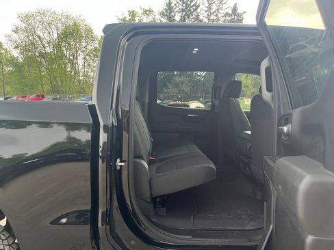Used 2021 Chevrolet Silverado 1500 Custom Trail Boss w/ Midnight Edition AWD/4WD image 30