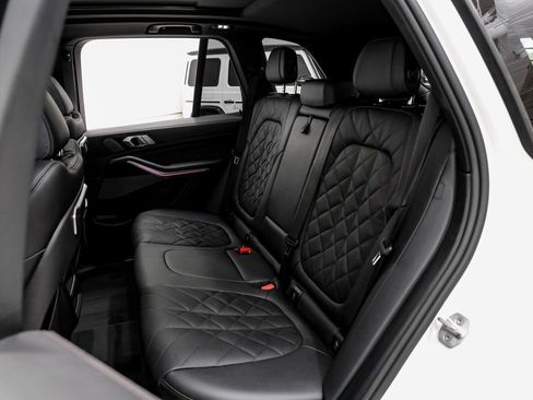 Used 2024 BMW X5 sDrive40i w/ M Sport Package image 34