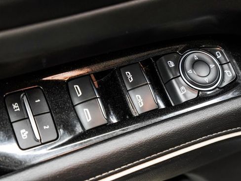 Used 2023 Cadillac Escalade Sport AWD/4WD image 49