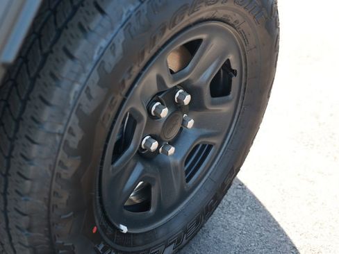 New 2026 Jeep Gladiator Sport image 9