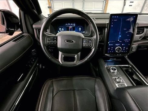 Used 2023 Ford Expedition Max Limited AWD/4WD image 5