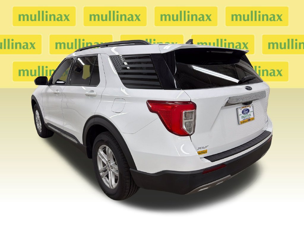 Certified 2023 Ford Explorer XLT w/ Equipment Group 202A AWD/4WD image 10
