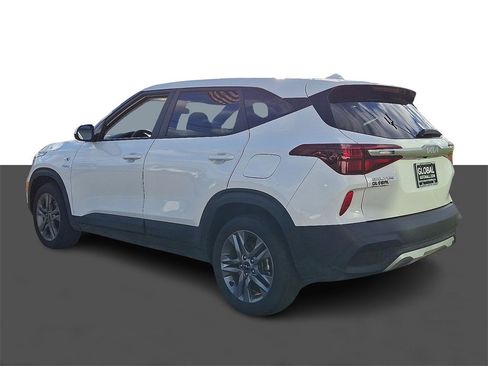 Used 2023 Kia Seltos LX image 5