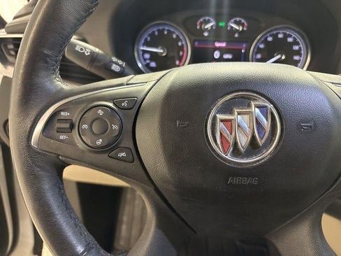 Used 2020 Buick Enclave Premium w/ Sun and Sites Package AWD/4WD image 15