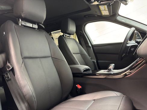 New 2026 Land Rover Range Rover Velar S image 31