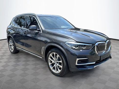 Used 2023 BMW X5 xDrive40i w/ Premium Essential Package AWD/4WD image 4