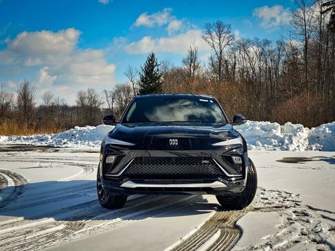 New 2026 Buick Envista Sport Touring image 8