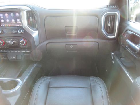 Certified 2020 Chevrolet Silverado 2500 LTZ image 21