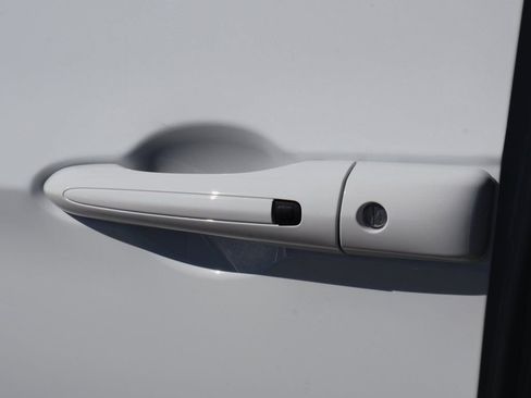 New 2026 Chrysler Pacifica Limited w/ S Appearance Package image 19