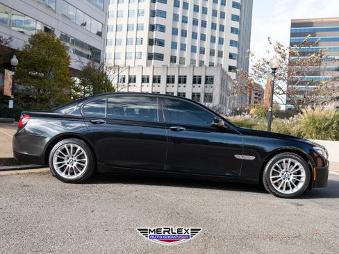 Used 2014 BMW 750Li xDrive image 8