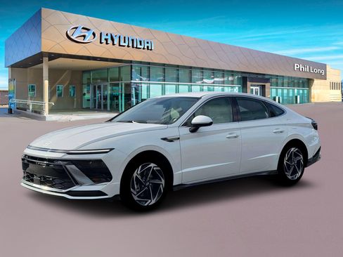 New 2026 Hyundai Sonata SEL FWD image 2