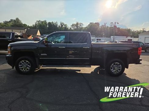 Used 2018 Chevrolet Silverado 3500 High Country w/ Duramax Plus Package AWD/4WD image 4