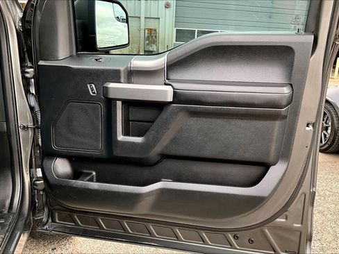 Used 2016 Ford F150 XLT w/ Equipment Group 301A Mid image 23