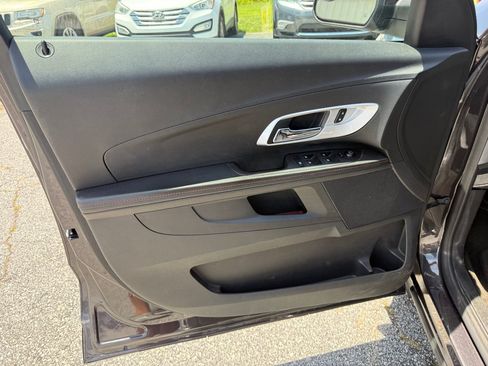 Used 2015 Chevrolet Equinox LT w/ Driver Convenience Package FWD image 11