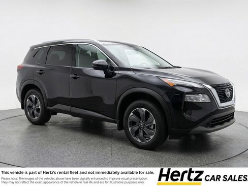 Used 2025 Nissan Rogue SV AWD/4WD image 1