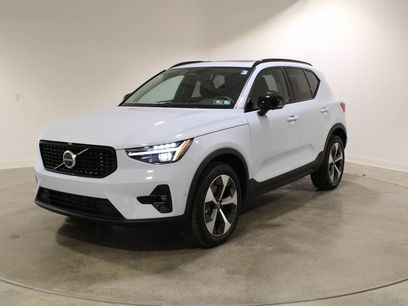 Used 2026 Volvo XC40 B5 Plus w/ Protection Package Premier