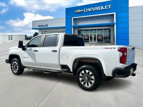 Used 2021 Chevrolet Silverado 2500 Custom w/ Custom Value Package image 7