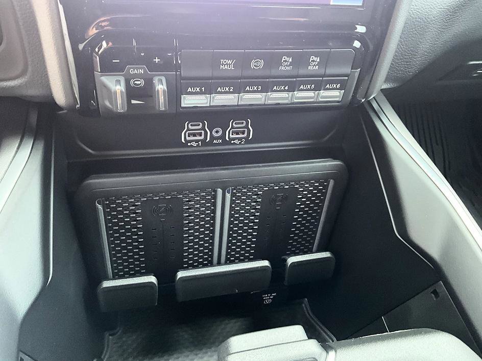New 2027 RAM 3500 Big Horn AWD/4WD image 25