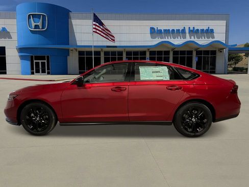 New 2025 Honda Accord SE image 2