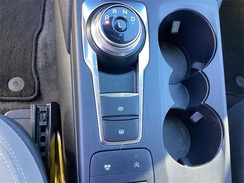 Used 2020 Ford Escape S image 27