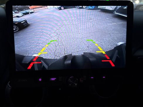 Used 2013 Jeep Wrangler Unlimited Sahara w/ Connectivity Group image 17