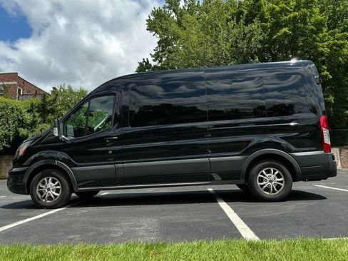 Used 2025 Ford Transit 350 XLT RWD image 8