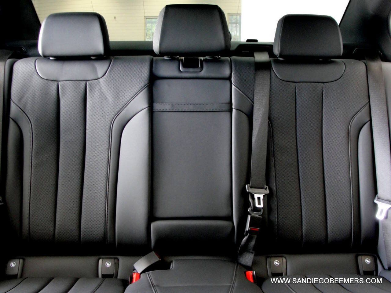 Used 2023 BMW 540i w/ M Sport Package RWD image 74