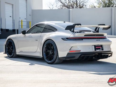 Used 2022 Porsche 911 GT3 image 9