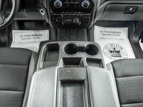 Used 2024 Chevrolet Silverado 2500 Custom w/ Custom Convenience Package image 32