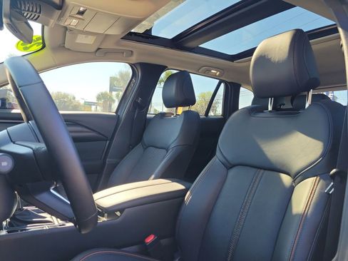 Certified 2025 MAZDA CX-50 2.5 Hybrid w/ Weather Package image 19