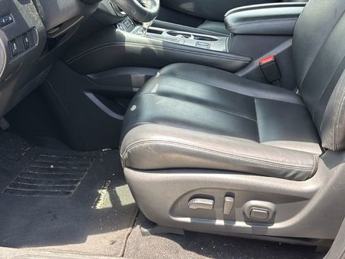 Used 2023 Nissan Murano SV FWD image 7