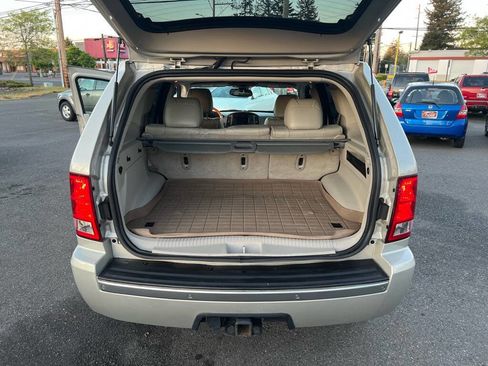 Used 2006 Jeep Grand Cherokee Overland image 16