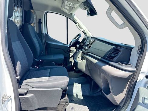 Used 2025 Ford Transit 250 Low Roof w/ Exterior Upgrade Package RWD image 27