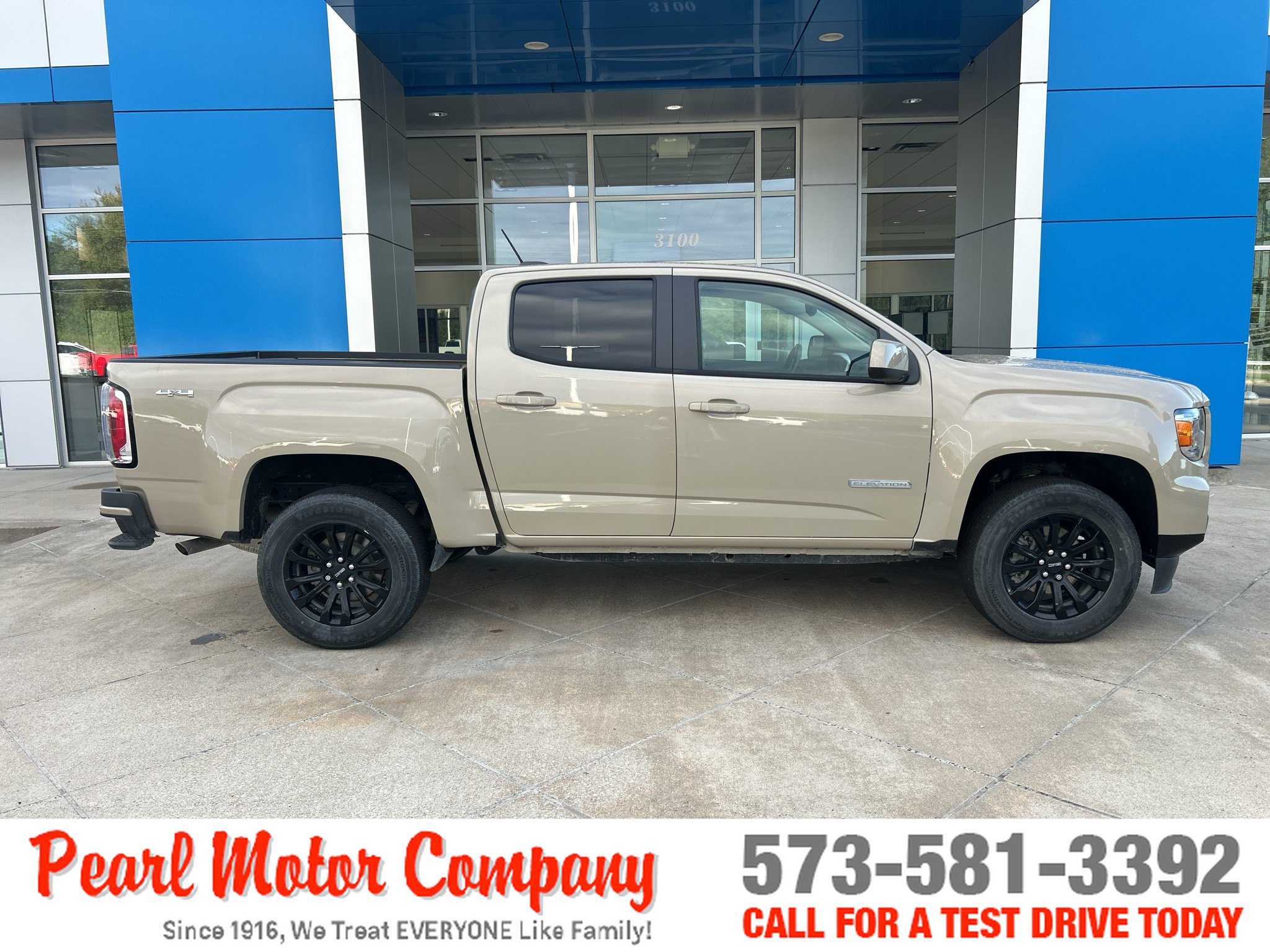 Certified 2022 GMC Canyon Elevation w/ Elevation Premium Package AWD/4WD image 3