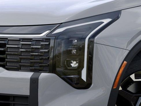 New 2026 Kia Sportage S image 10