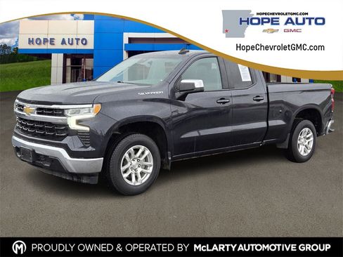 Used 2023 Chevrolet Silverado 1500 LT image 1