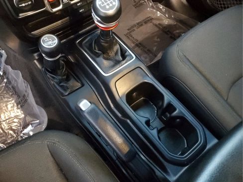 Used 2020 Jeep Gladiator Sport w/ Quick Order Package 23S image 26