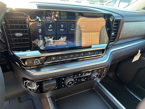 New 2026 Chevrolet Silverado 2500 High Country w/ High Country Premium Package AWD/4WD image 5