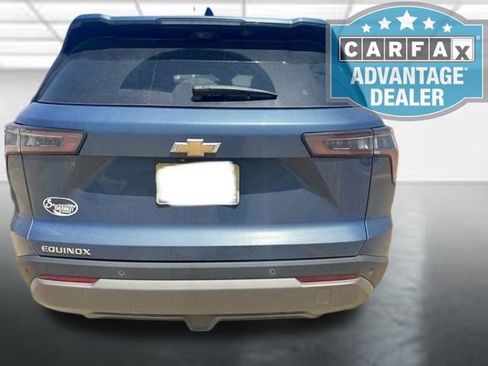 Used 2025 Chevrolet Equinox LT w/ Safety and Technology Package FWD image 3