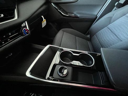 New 2026 Chevrolet Equinox LT w/ Safety and Technology Package image 20