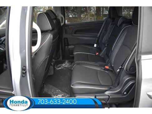 New 2026 Honda Odyssey Touring image 29