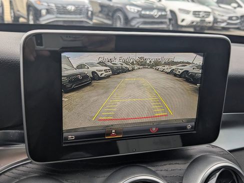 Used 2017 Mercedes-Benz C 300 Sedan image 7