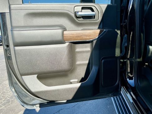 Used 2023 Chevrolet Silverado 2500 High Country w/ LPO, Hitch Package image 32