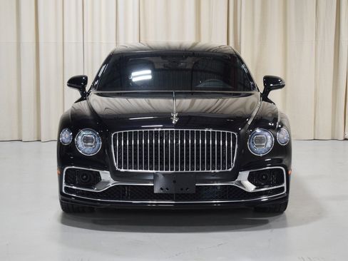 Certified 2020 Bentley Flying Spur W12 image 11
