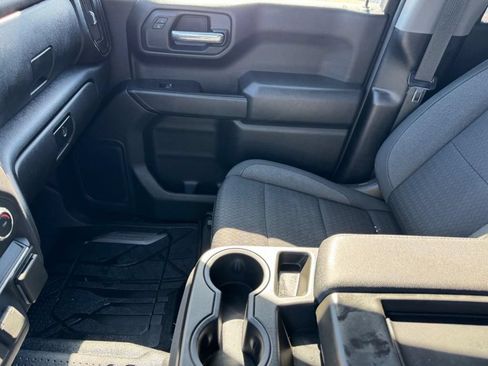 Used 2023 Chevrolet Silverado 1500 Custom AWD/4WD image 13