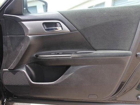 Used 2013 Honda Accord LX image 16