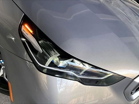 Certified 2026 BMW 530i image 28